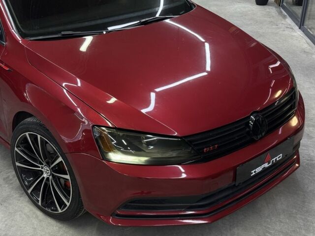 Червоний Фольксваген Джетта, об'ємом двигуна 1.4 л та пробігом 208 тис. км за 9900 $, фото 2 на Automoto.ua