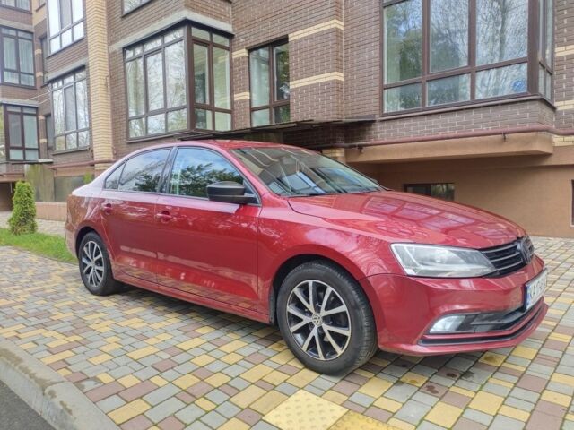 Фольксваген Джетта 2016 в Чернигове на Automoto.ua Красный Фольксваген Джетта, объемом двигателя 1.4 л и пробегом 195 тыс. км за 7850 $, фото 3 на Automoto.ua