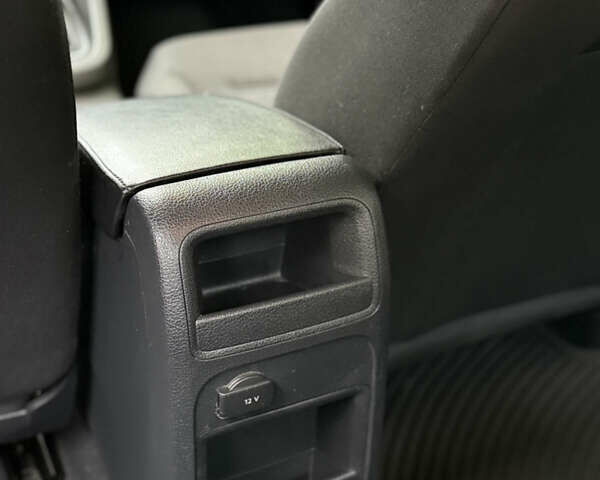 Фольксваген Джетта 2016 в Сумах на Automoto.ua Красный Фольксваген Джетта, объемом двигателя 1.4 л и пробегом 105 тыс. км за 10200 $, фото 26 на Automoto.ua