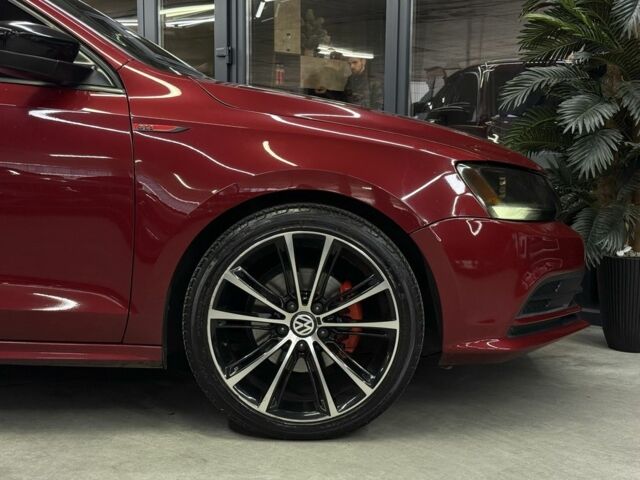 Червоний Фольксваген Джетта, об'ємом двигуна 1.4 л та пробігом 208 тис. км за 9900 $, фото 3 на Automoto.ua