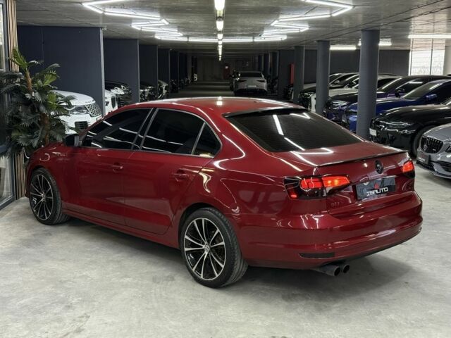 Червоний Фольксваген Джетта, об'ємом двигуна 1.4 л та пробігом 208 тис. км за 9900 $, фото 8 на Automoto.ua