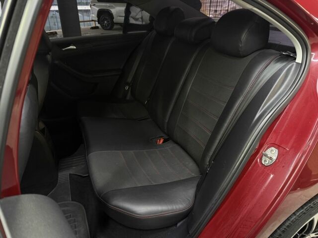 Червоний Фольксваген Джетта, об'ємом двигуна 1.4 л та пробігом 208 тис. км за 9900 $, фото 17 на Automoto.ua