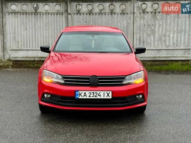 Красный Фольксваген Джетта, объемом двигателя 1.8 л и пробегом 135 тыс. км за 11300 $, фото 1 на Automoto.ua