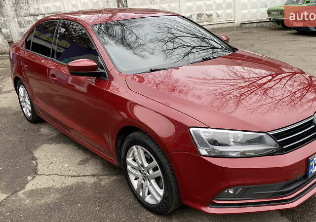 Червоний Фольксваген Джетта, об'ємом двигуна 1.4 л та пробігом 74 тис. км за 11499 $, фото 2 на Automoto.ua