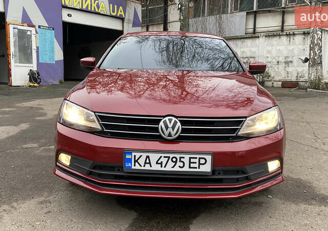 Червоний Фольксваген Джетта, об'ємом двигуна 1.4 л та пробігом 74 тис. км за 11499 $, фото 1 на Automoto.ua