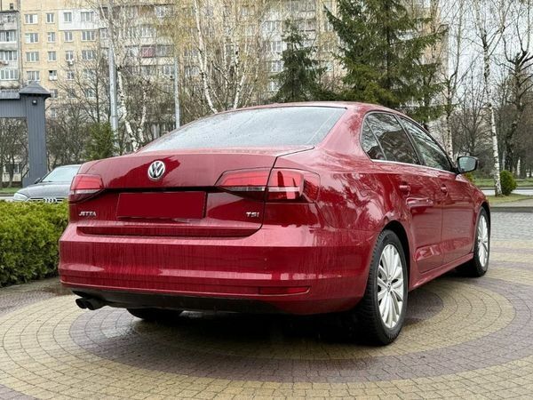 Червоний Фольксваген Джетта, об'ємом двигуна 1.4 л та пробігом 97 тис. км за 12300 $, фото 6 на Automoto.ua