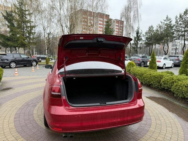 Червоний Фольксваген Джетта, об'ємом двигуна 1.4 л та пробігом 97 тис. км за 12300 $, фото 14 на Automoto.ua