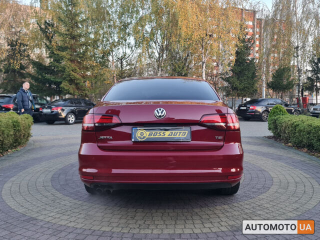 Красный Фольксваген Джетта, объемом двигателя 1.4 л и пробегом 88 тыс. км за 11700 $, фото 4 на Automoto.ua