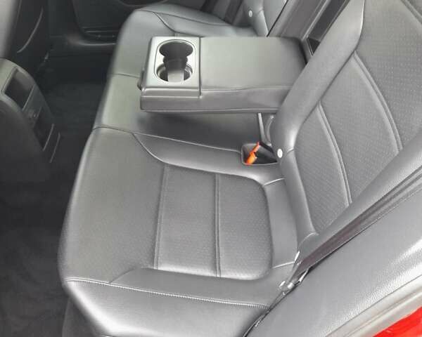 Красный Фольксваген Джетта, объемом двигателя 1.8 л и пробегом 74 тыс. км за 13700 $, фото 13 на Automoto.ua