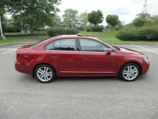 Красный Фольксваген Джетта, объемом двигателя 1.8 л и пробегом 54 тыс. км за 5300 $, фото 7 на Automoto.ua