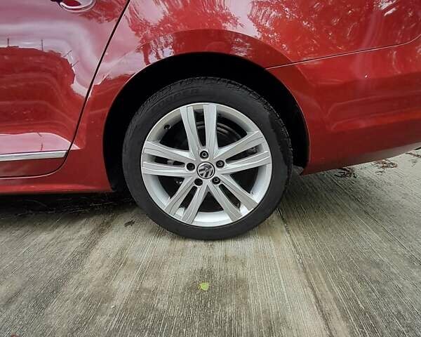 Красный Фольксваген Джетта, объемом двигателя 1.8 л и пробегом 74 тыс. км за 13700 $, фото 3 на Automoto.ua