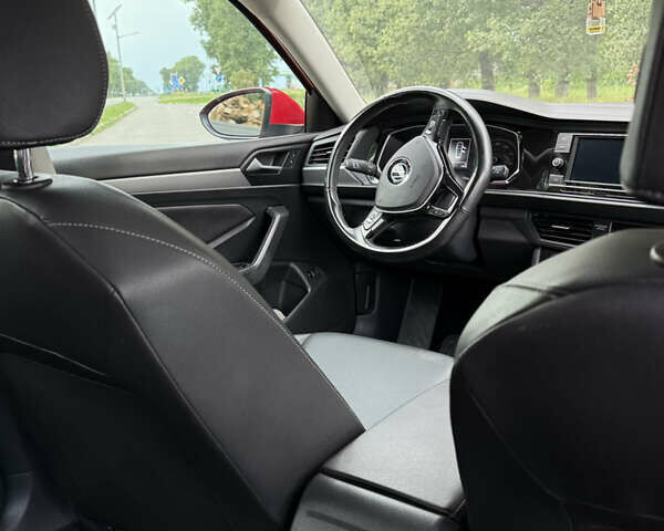 Красный Фольксваген Джетта, объемом двигателя 1.4 л и пробегом 116 тыс. км за 15600 $, фото 11 на Automoto.ua