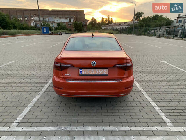 Красный Фольксваген Джетта, объемом двигателя 1.4 л и пробегом 31 тыс. км за 15700 $, фото 6 на Automoto.ua