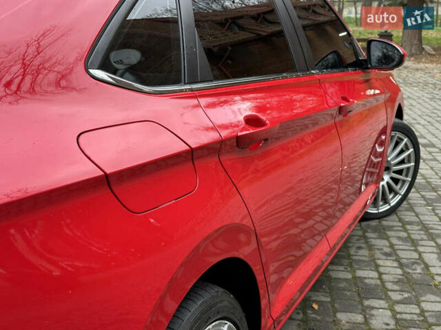 Красный Фольксваген Джетта, объемом двигателя 1.4 л и пробегом 154 тыс. км за 9990 $, фото 17 на Automoto.ua