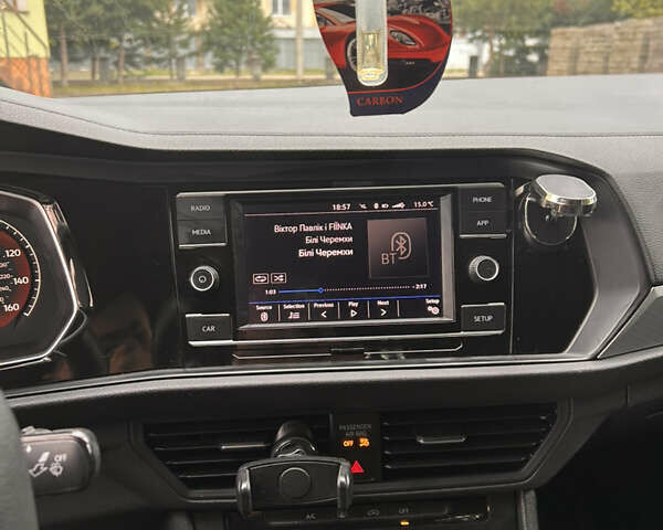 Красный Фольксваген Джетта, объемом двигателя 1.4 л и пробегом 148 тыс. км за 10999 $, фото 15 на Automoto.ua