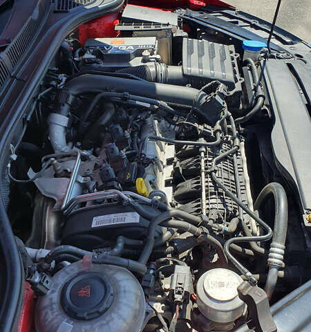 Красный Фольксваген Джетта, объемом двигателя 1.4 л и пробегом 101 тыс. км за 15599 $, фото 11 на Automoto.ua