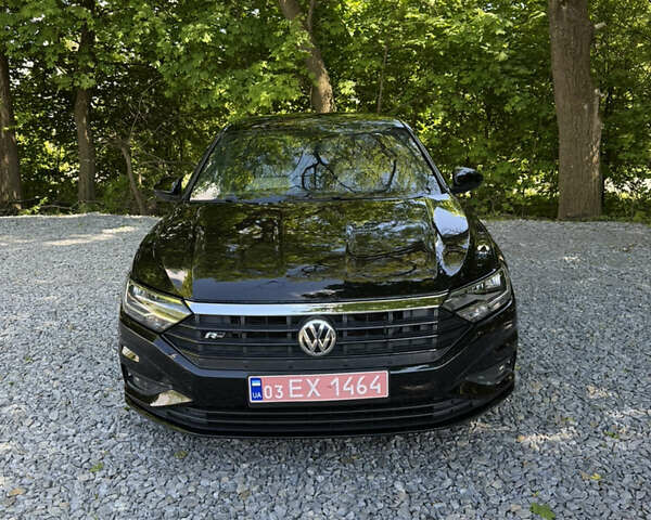 Фольксваген Джетта 2018 в Ровно на Automoto.ua Красный Фольксваген Джетта, объемом двигателя 1.4 л и пробегом 102 тыс. км за 14000 $, фото 1 на Automoto.ua