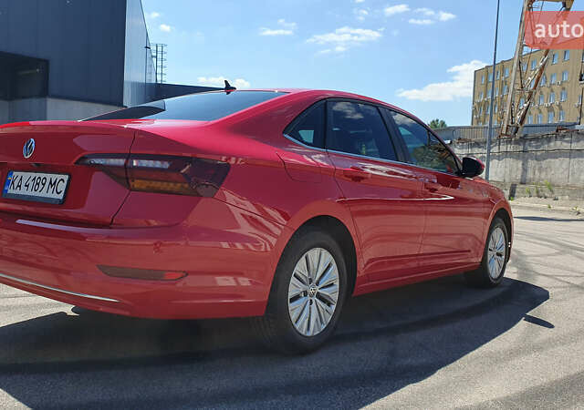 Красный Фольксваген Джетта, объемом двигателя 1.4 л и пробегом 101 тыс. км за 15599 $, фото 6 на Automoto.ua