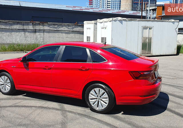 Красный Фольксваген Джетта, объемом двигателя 1.4 л и пробегом 101 тыс. км за 15599 $, фото 7 на Automoto.ua