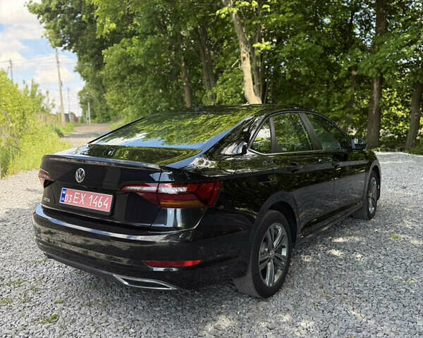 Фольксваген Джетта 2018 в Ровно на Automoto.ua Красный Фольксваген Джетта, объемом двигателя 1.4 л и пробегом 102 тыс. км за 14000 $, фото 5 на Automoto.ua