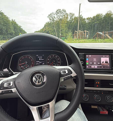 Красный Фольксваген Джетта, объемом двигателя 1.4 л и пробегом 157 тыс. км за 13500 $, фото 4 на Automoto.ua