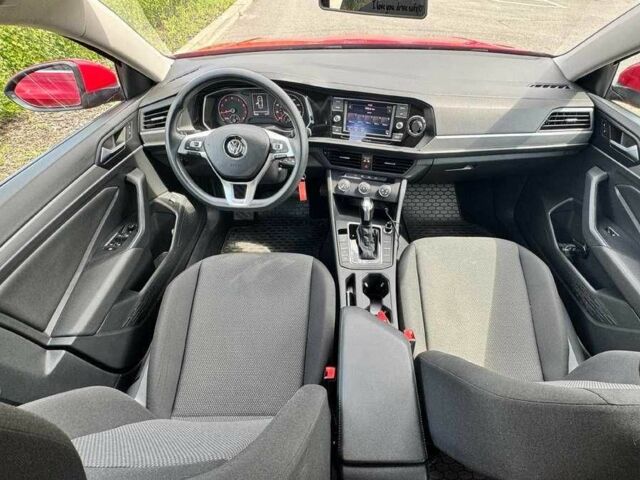 Красный Фольксваген Джетта, объемом двигателя 0 л и пробегом 51 тыс. км за 9200 $, фото 7 на Automoto.ua