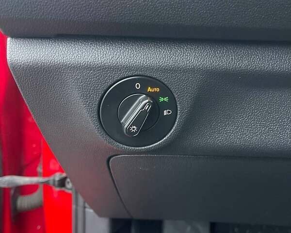 Красный Фольксваген Джетта, объемом двигателя 1.4 л и пробегом 84 тыс. км за 14500 $, фото 12 на Automoto.ua