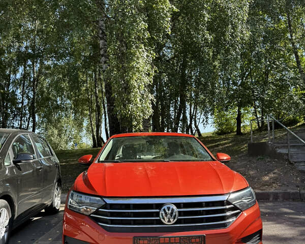 Красный Фольксваген Джетта, объемом двигателя 1.4 л и пробегом 157 тыс. км за 13500 $, фото 1 на Automoto.ua