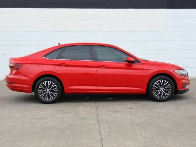 Червоний Фольксваген Джетта, об'ємом двигуна 1.4 л та пробігом 47 тис. км за 7800 $, фото 5 на Automoto.ua