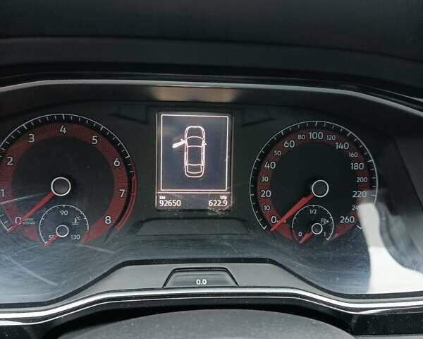 Красный Фольксваген Джетта, объемом двигателя 1.4 л и пробегом 93 тыс. км за 14400 $, фото 10 на Automoto.ua