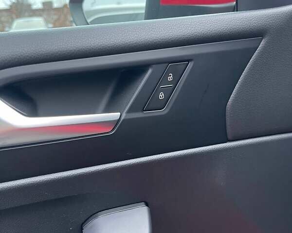 Красный Фольксваген Джетта, объемом двигателя 1.4 л и пробегом 84 тыс. км за 14500 $, фото 9 на Automoto.ua