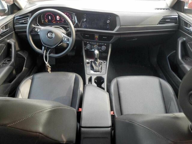 Красный Фольксваген Джетта, объемом двигателя 1.4 л и пробегом 41 тыс. км за 2500 $, фото 7 на Automoto.ua