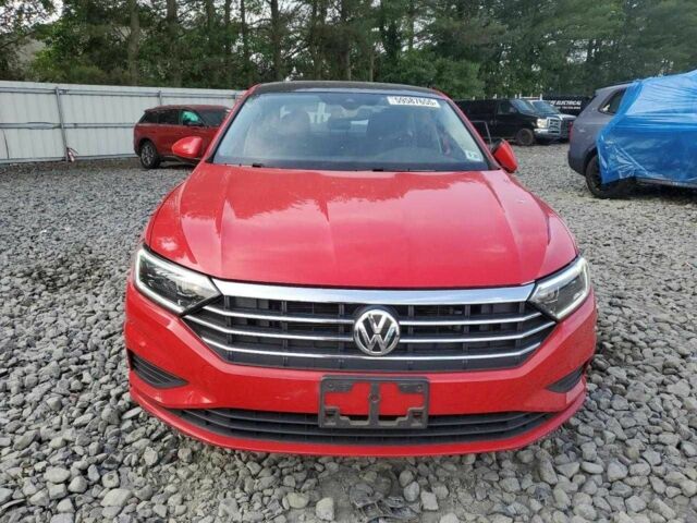 Красный Фольксваген Джетта, объемом двигателя 1.4 л и пробегом 41 тыс. км за 2500 $, фото 4 на Automoto.ua