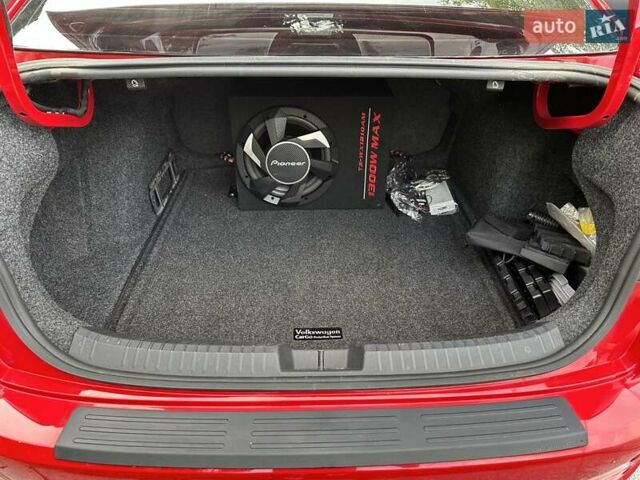 Червоний Фольксваген Джетта, об'ємом двигуна 1.98 л та пробігом 80 тис. км за 20000 $, фото 2 на Automoto.ua