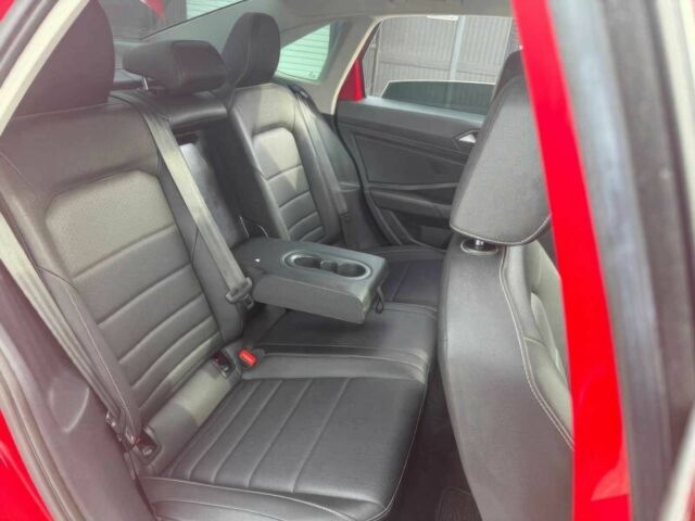 Красный Фольксваген Джетта, объемом двигателя 1.4 л и пробегом 24 тыс. км за 11700 $, фото 12 на Automoto.ua