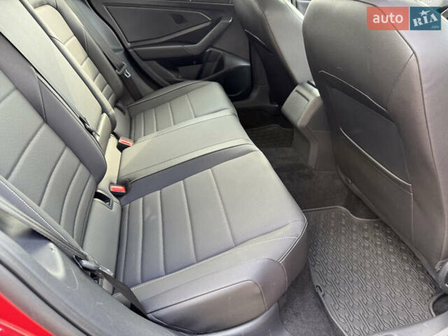 Фольксваген Джетта 2022 в Луцке на Automoto.ua Красный Фольксваген Джетта, объемом двигателя 1.5 л и пробегом 75 тыс. км за 19800 $, фото 20 на Automoto.ua