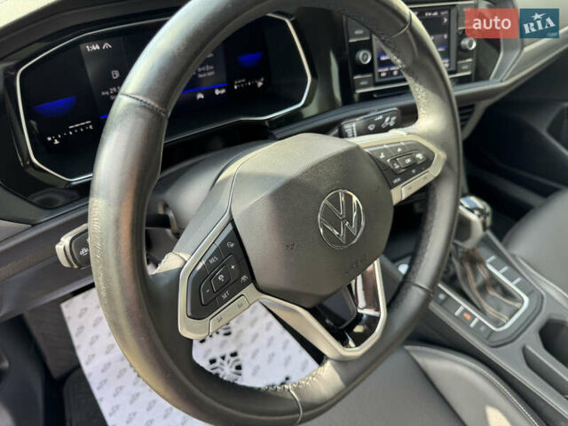 Фольксваген Джетта 2022 в Луцке на Automoto.ua Красный Фольксваген Джетта, объемом двигателя 1.5 л и пробегом 75 тыс. км за 19800 $, фото 37 на Automoto.ua