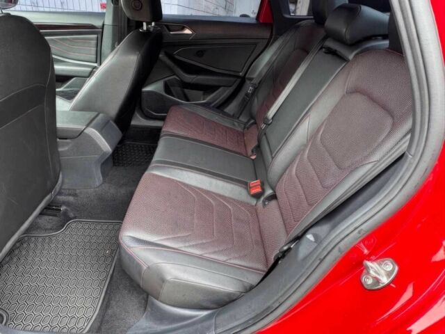 Червоний Фольксваген Джетта, об'ємом двигуна 2 л та пробігом 14 тис. км за 12000 $, фото 9 на Automoto.ua