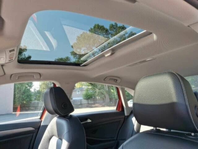 Червоний Фольксваген Джетта, об'ємом двигуна 1.5 л та пробігом 13 тис. км за 11500 $, фото 10 на Automoto.ua