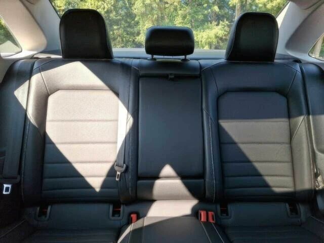 Червоний Фольксваген Джетта, об'ємом двигуна 1.5 л та пробігом 13 тис. км за 11500 $, фото 12 на Automoto.ua