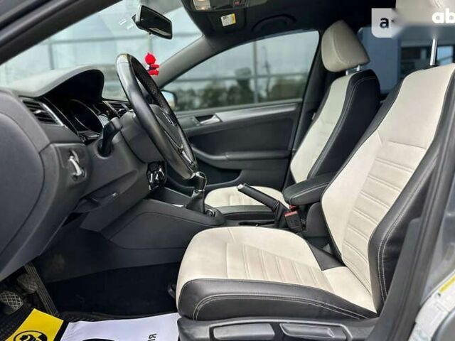 Фольксваген Джетта 2015 у Івано-Франківську на Automoto.ua Фольксваген Джетта, об'ємом двигуна 1.8 л та пробігом 86 тис. км за 10500 $, фото 9 на Automoto.ua