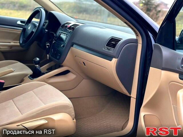 Фольксваген Джетта, объемом двигателя 16 л и пробегом 206 тыс. км за 6200 $, фото 5 на Automoto.ua