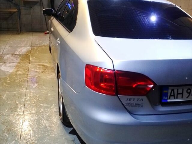 Фольксваген Джетта, об'ємом двигуна 2.5 л та пробігом 174 тис. км за 7800 $, фото 1 на Automoto.ua