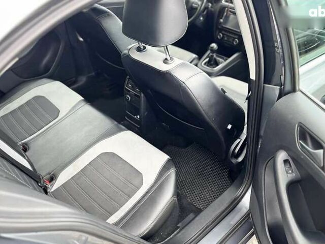 Фольксваген Джетта, об'ємом двигуна 1.4 л та пробігом 296 тис. км за 8990 $, фото 21 на Automoto.ua