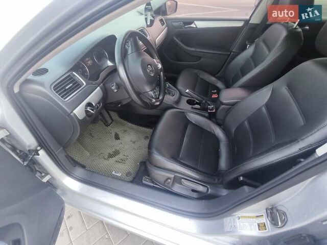 Фольксваген Джетта, объемом двигателя 2.5 л и пробегом 271 тыс. км за 8300 $, фото 4 на Automoto.ua