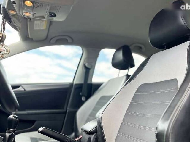 Фольксваген Джетта, об'ємом двигуна 1.4 л та пробігом 296 тис. км за 8990 $, фото 11 на Automoto.ua