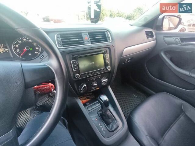 Фольксваген Джетта, объемом двигателя 2.5 л и пробегом 271 тыс. км за 8300 $, фото 7 на Automoto.ua