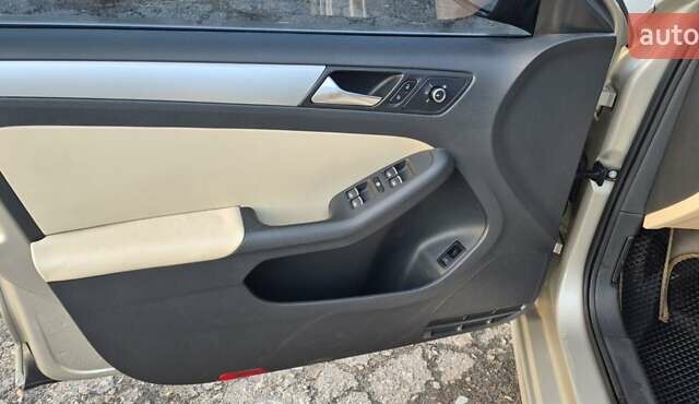 Фольксваген Джетта, объемом двигателя 2.5 л и пробегом 207 тыс. км за 8900 $, фото 6 на Automoto.ua