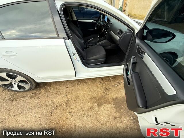 Фольксваген Джетта, об'ємом двигуна 2 л та пробігом 195 тис. км за 9000 $, фото 12 на Automoto.ua