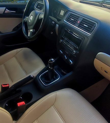 Фольксваген Джетта, об'ємом двигуна 1.8 л та пробігом 221 тис. км за 8000 $, фото 1 на Automoto.ua